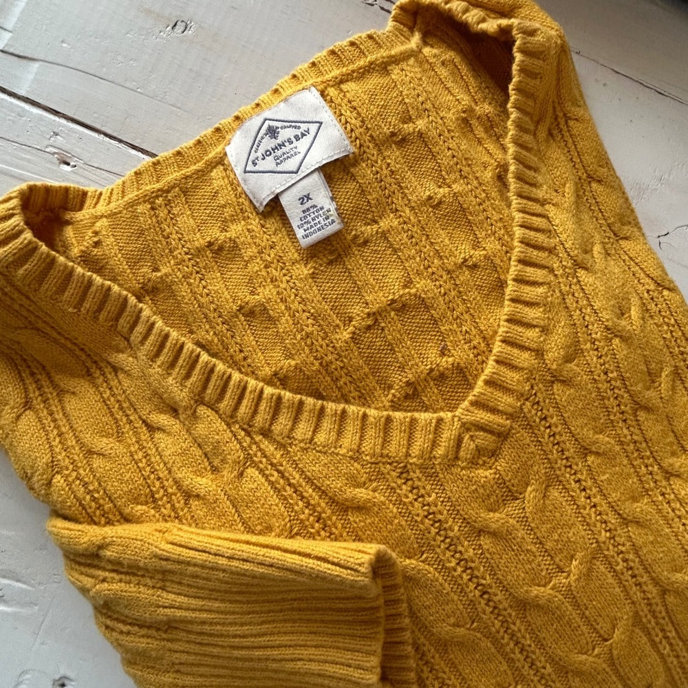 St Johns Bay Womens 2X Mustard Yellow Cable Knit V-Neck Sweater Cotton Blend